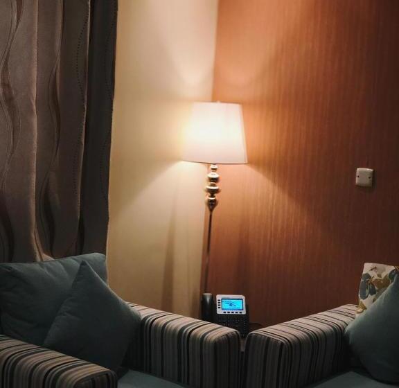 Cheerful Hotel Al Rass فندق شيرفل الرس