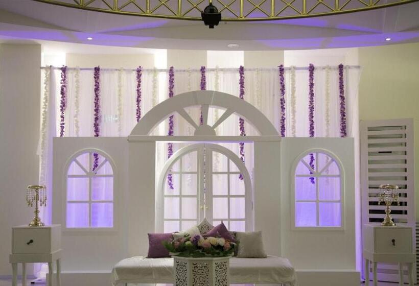 Cheerful Hotel Al Rass فندق شيرفل الرس