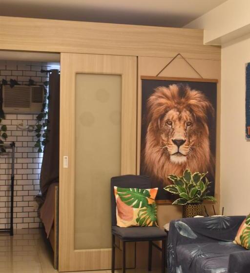 Chillax Condotel   Shore Residences