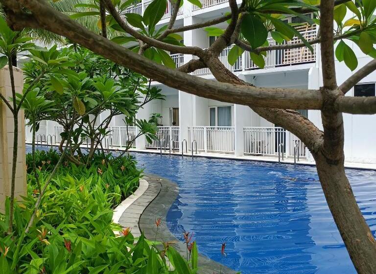 Chillax Condotel   Shore Residences