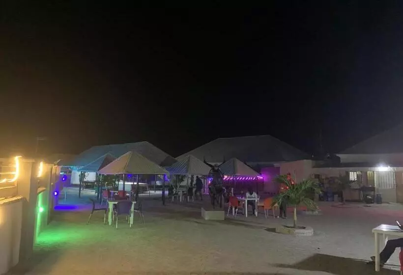 هتل Abuja Resort And Gardens