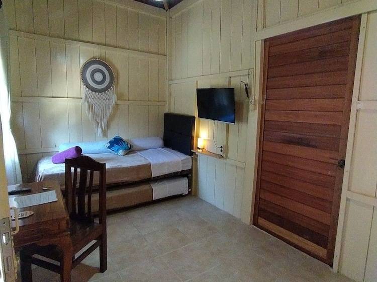 酒店 Ashvattha Villa Canggu