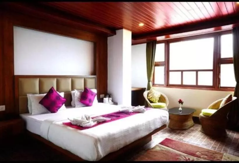 ホテル Dragon Inn, Gangtok