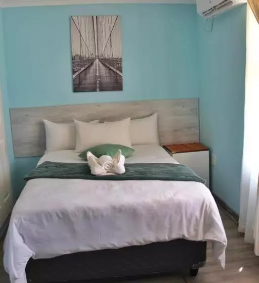 هتل Green Apple Guest House