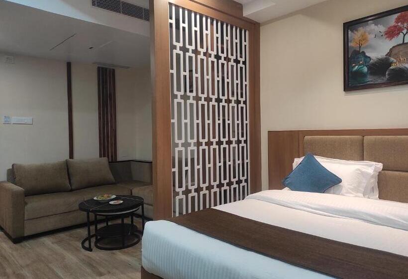 Hotel Kingdom Palace