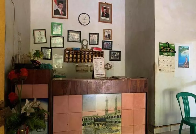 Hotelli Oyo 93304 Wisma La Oda Syariah