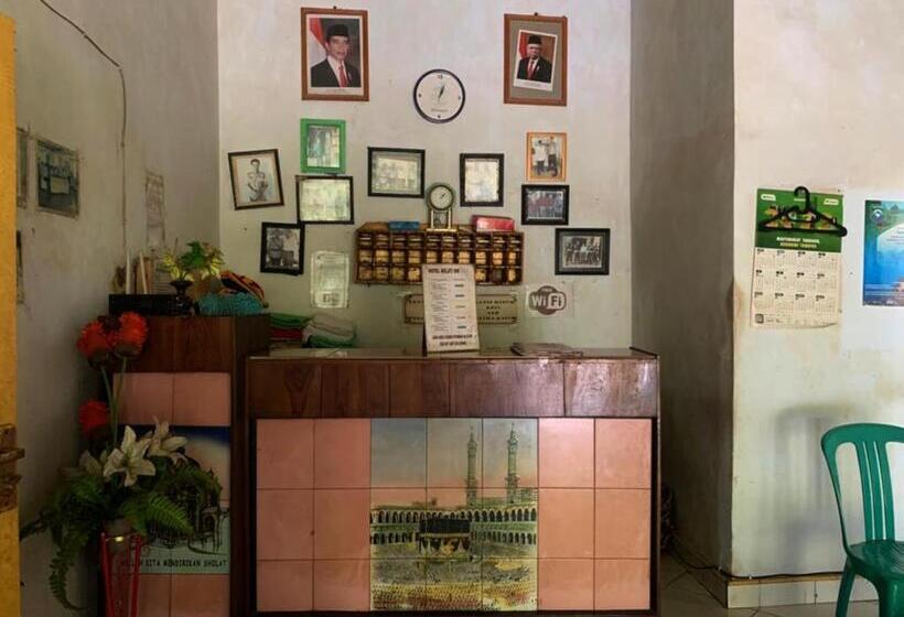 בית מלון כפרי Oyo 93304 Wisma La Oda Syariah