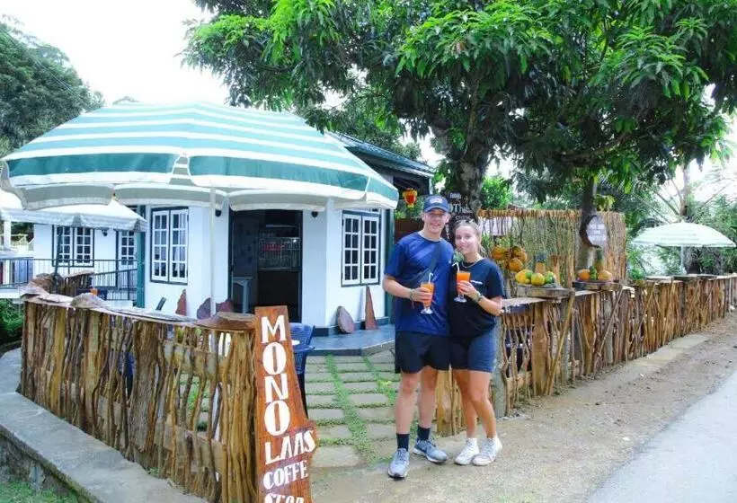 ホテル Rp Rohamton Bungalow And Coffee Bar