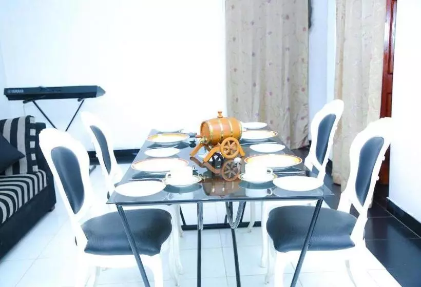 ホテル Rp Rohamton Bungalow And Coffee Bar