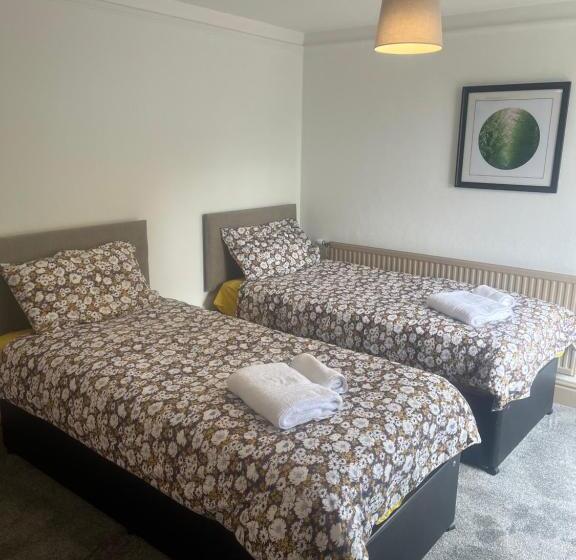 בית מלון כפרי Slyne Lodge