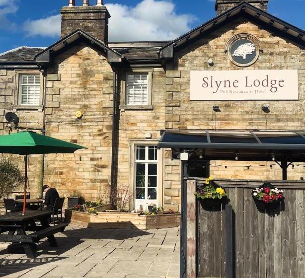 בית מלון כפרי Slyne Lodge