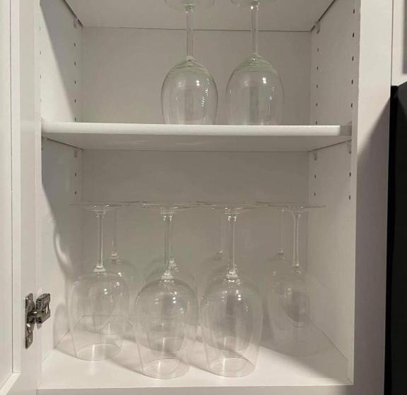 فندق Yacht Two Staycation Suite Near Hidden Valley Ski