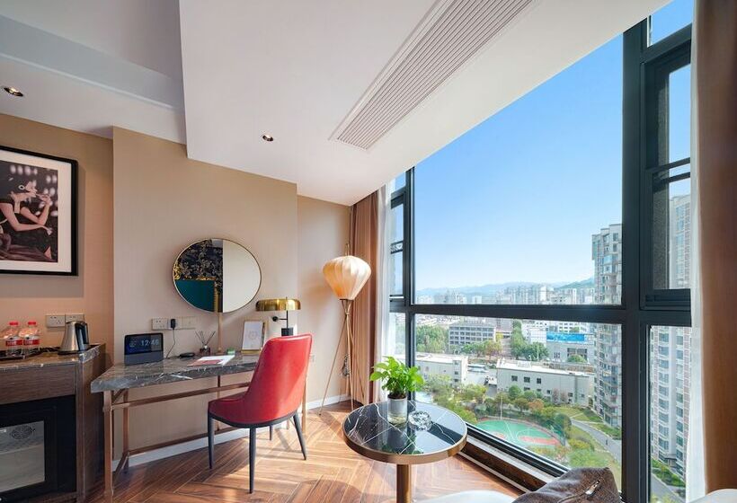 Otel Zhangjiajie Metropolo