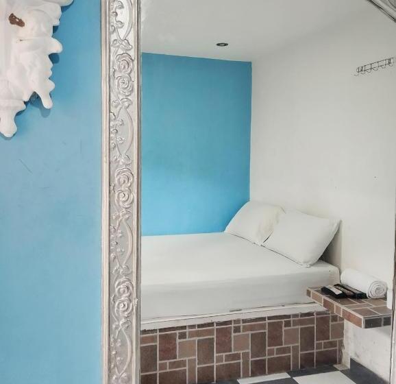 فندق على الطريق Príncipe Azul