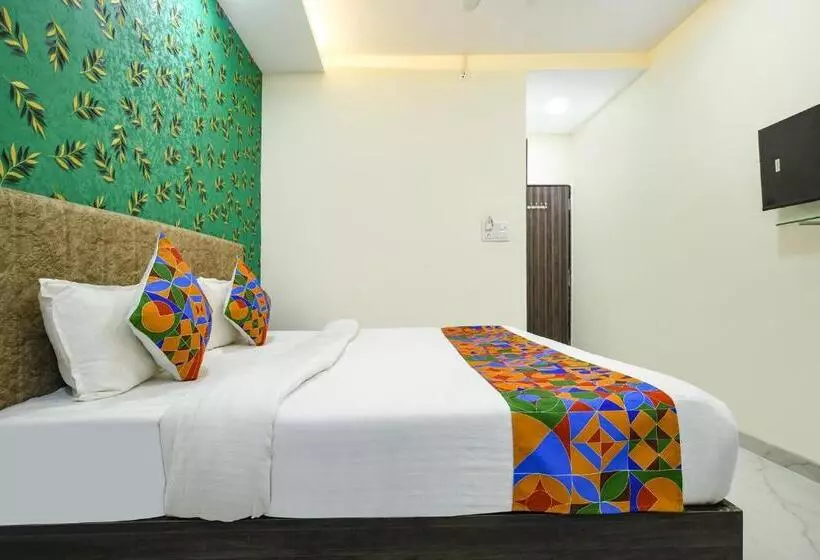Hotel Fabexpress Dev Shree Palace