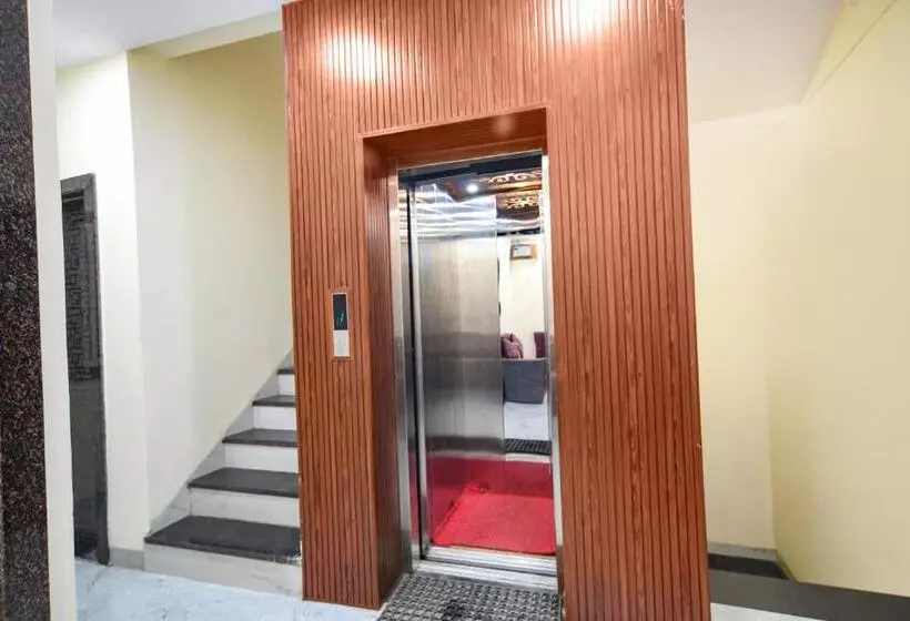 Hotel Fabexpress Dev Shree Palace