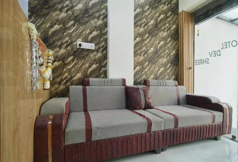 Hotel Fabexpress Dev Shree Palace