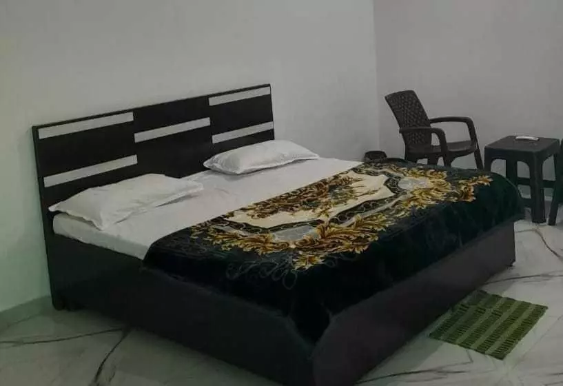 Oyo Hotel Green Vally