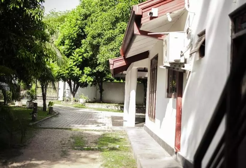 پانسیون Grand Okka