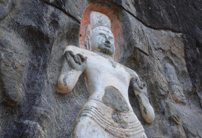 بنسيون Grand Okka