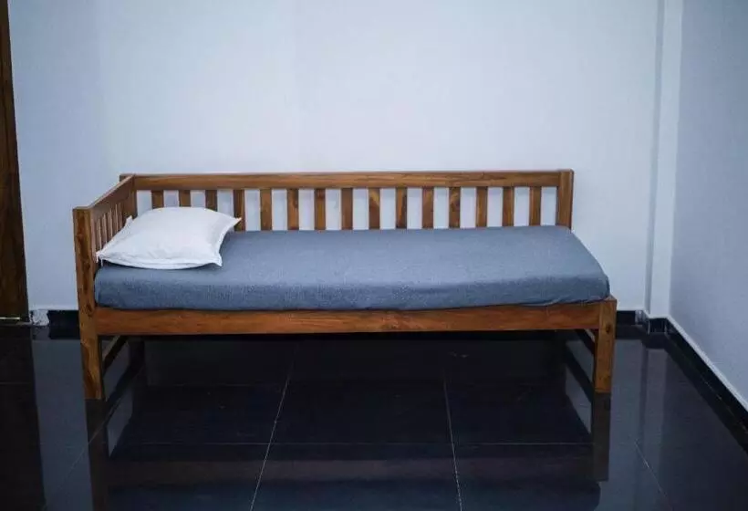 پانسیون Grand Okka