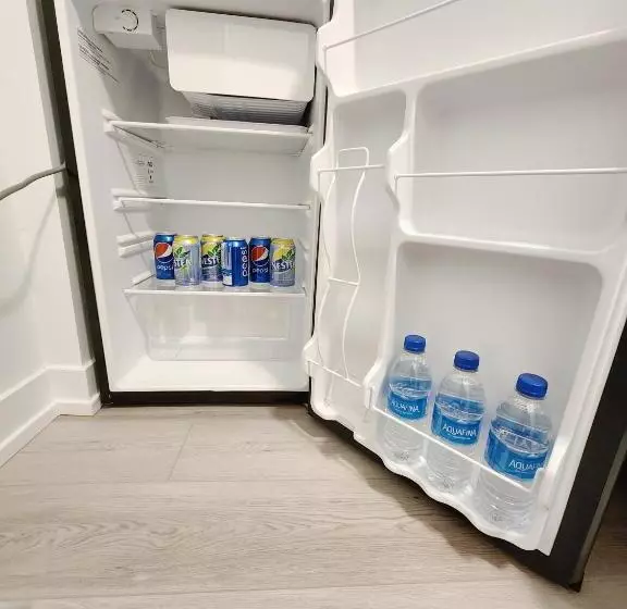 Majatalo Toronto Downtown Midtown North York Newly Built Modern Bright Room