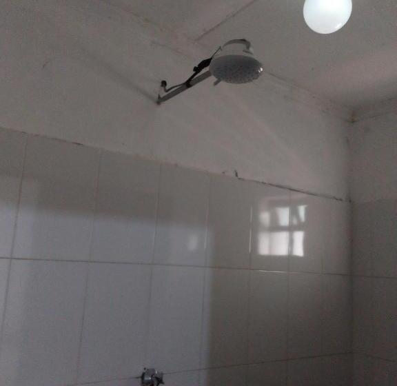 پانسیون White House Lounge Kot Nelel Guest House