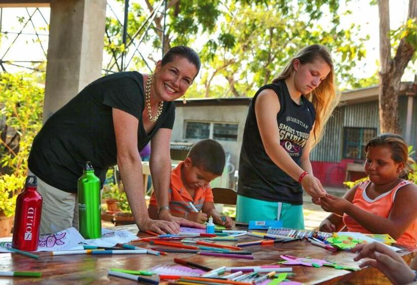 Solid Surf Camp Hostel Nicaragua