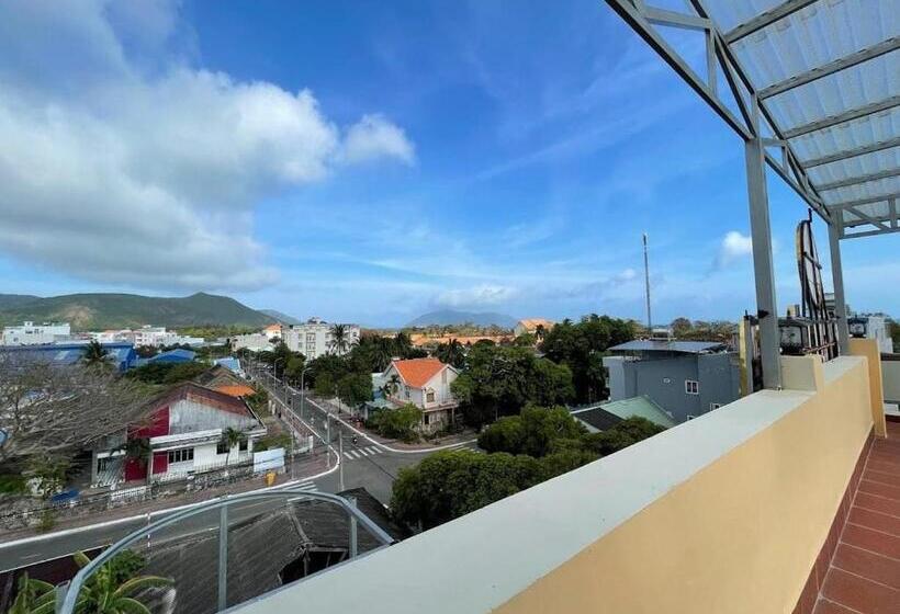 Viet Nga Hotel Con Dao