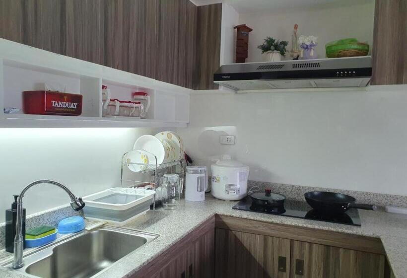 Amaia Steps Capitol Central N814