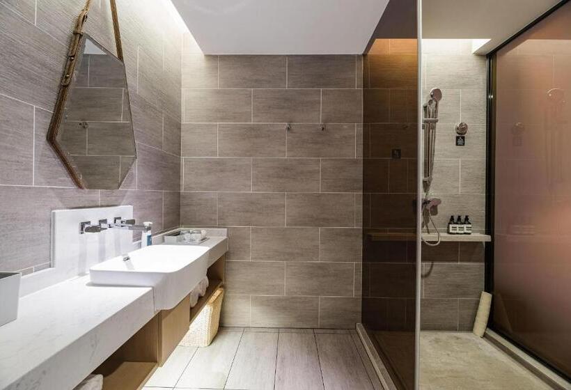 Atour Hotel Ningbo Yinzhou Impression City