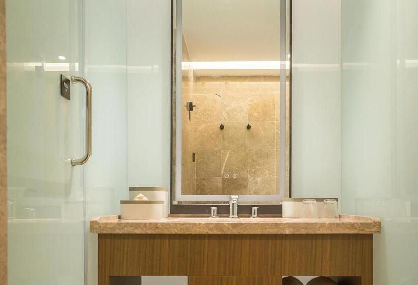 Atour X Hotel Dongguan Chang An Wanda