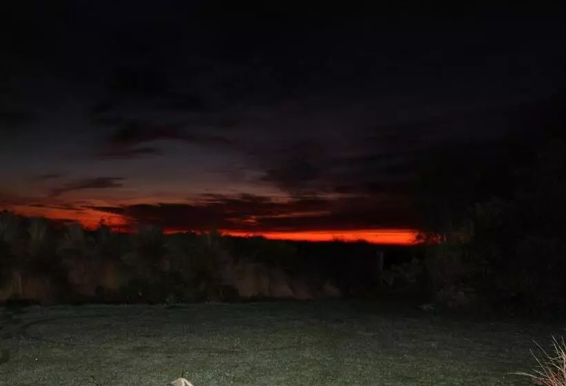 Aamiaismajoitus (B&B) Hadlow Sunrise Retreat