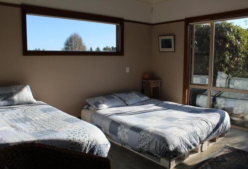 민박 Hadlow Sunrise Retreat