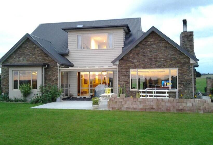 민박 Hadlow Sunrise Retreat