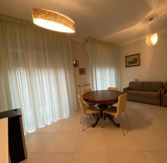 تختخواب و صبحانه Home & B