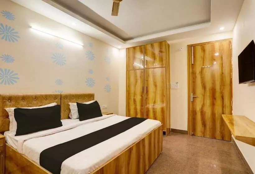Super Collection O Hotel Rianna Residency
