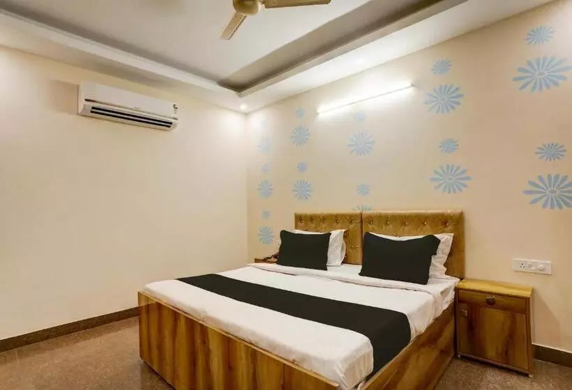 Super Collection O Hotel Rianna Residency
