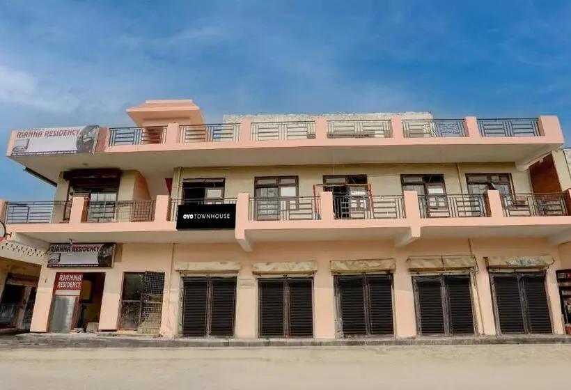 Super Collection O Hotel Rianna Residency