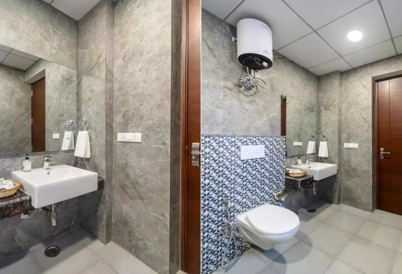 Hotelli La Mirage