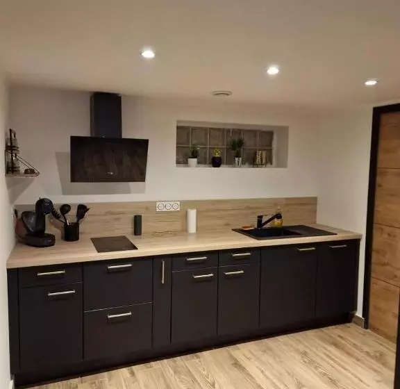 Hotelli La Suite Blr