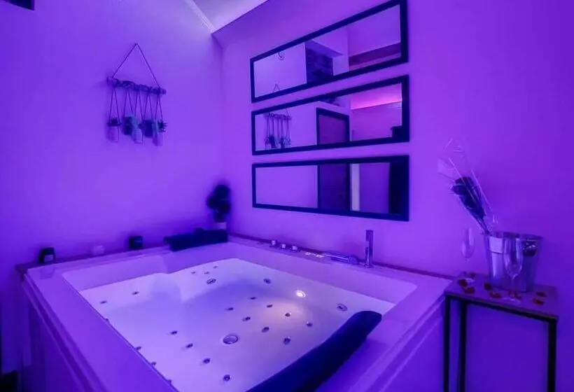 Hotelli La Suite Blr