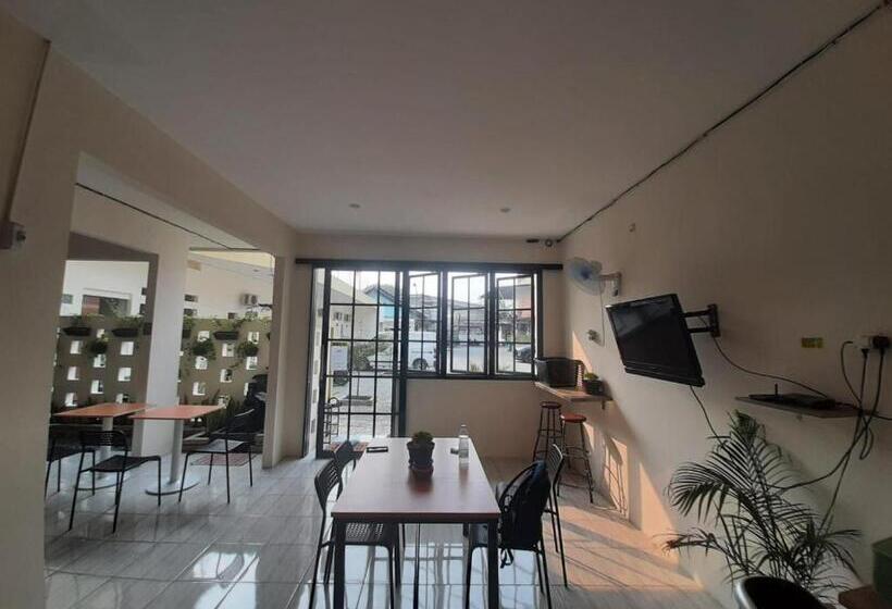 فندق Oyo 93274 Oren Home Bekasi