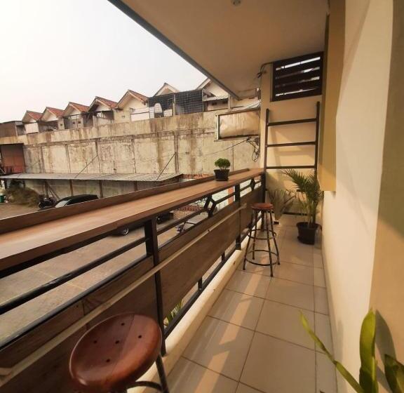 فندق Oyo 93274 Oren Home Bekasi