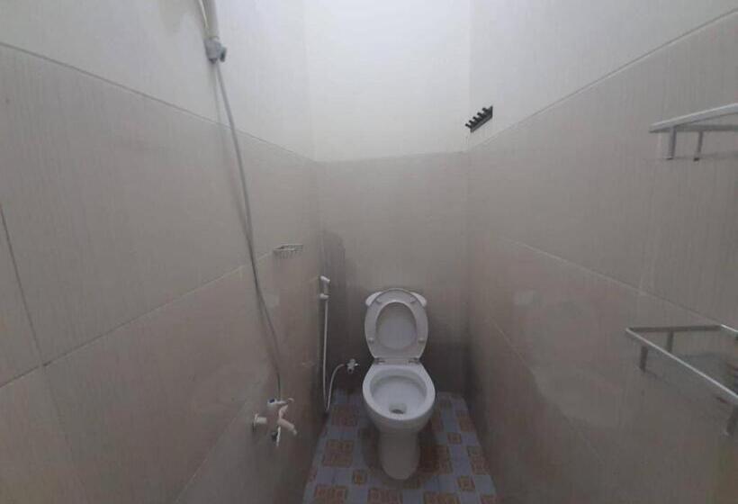 فندق Oyo 93274 Oren Home Bekasi