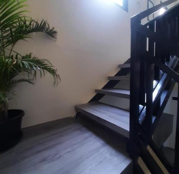 فندق Oyo 93274 Oren Home Bekasi