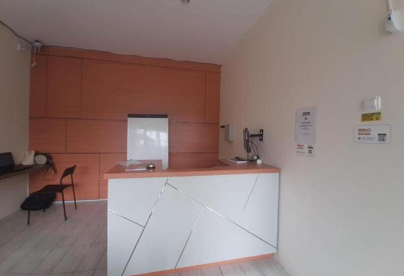 فندق Oyo 93274 Oren Home Bekasi