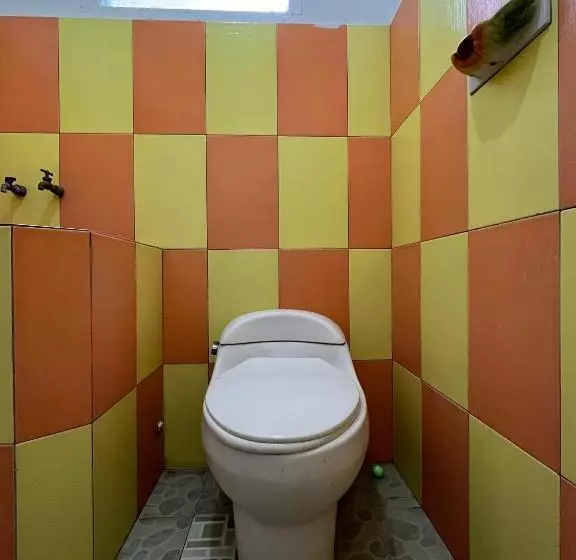 Hotelli Oyo 93277 Villa Kemiloko Syariah