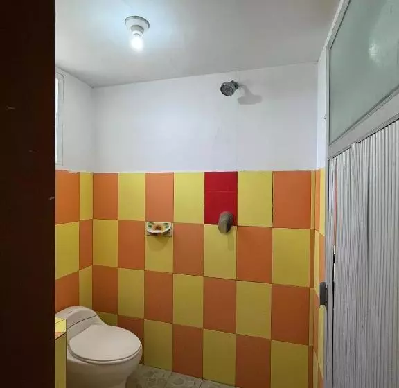 Hotelli Oyo 93277 Villa Kemiloko Syariah