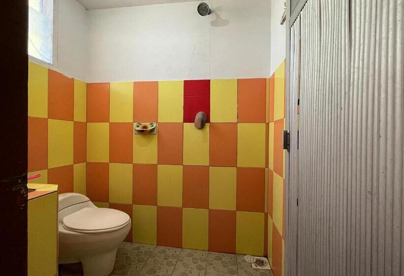 酒店 Oyo 93277 Villa Kemiloko Syariah